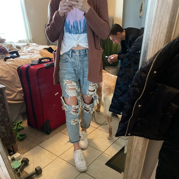 AE Ripped Mom Jean - 0 X-Short - Picture 16 of 16